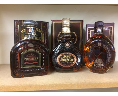JOHNNIE WALKER PREMIER 
Blended Scotch Whisky
75cl, 43% volume, in carton.
JOHNNIE WALKER SWING SUPERIOR
Blended Scotch Whisk