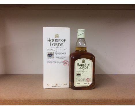 HOUSE OF LORDS
Blended Scotch Whisky
70cl, 40% volume, in carton. CONDITION REPORT: Handwritten sticker on side of bottle, ot
