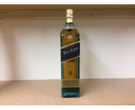 JOHNNIE WALKER BLUE LABEL
Blended Scotch Whisky
70cl, 40% volume. CONDITION REPORT: Very good