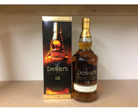 DEWAR'S SPECIAL RESERVE AGED 12 YEARS
Blended Scotch Whisky
1 litre, 43% volume, in carton. CONDITION REPORT: Good