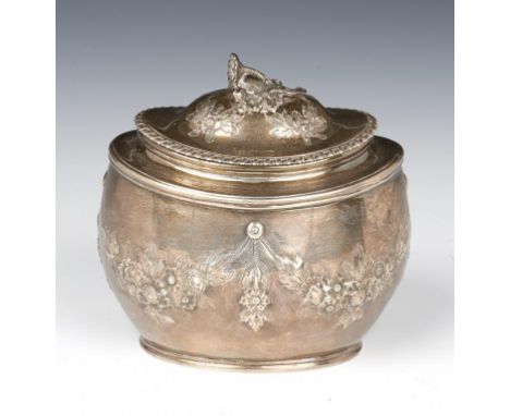 A GEORGE V OVAL SILVER TEA CADDY   10cm h, maker TER (possibly T E Rawlings) London 1920, 7ozs 8dwts++Old polish residue, und