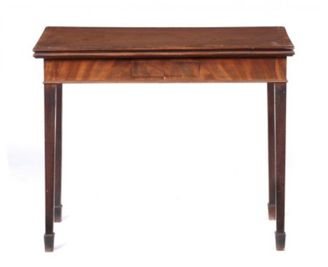 A GEORGE III MAHOGANY CARD TABLE, C1780  with figured, crossbanded rectangular top on scratch moulded legs and spade feet, 75