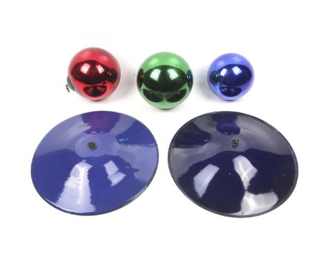 Two vintage enamel shades and three Witches' glass balls. The balls in red, green and blue, Max. H15cm, the blue shades of ta