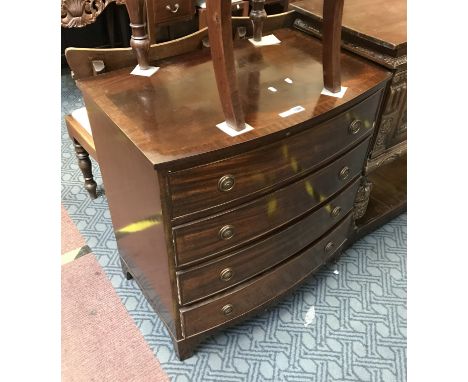 MAHOGANY BOW FRONT CHEST OF 4 DRAWERS