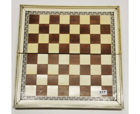 An early 19th Century Anglo-Indian ivory finished and inlaid chess and backgammon case, Size. 46 x 23 x 10cm.