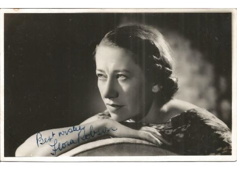 Dame Flora Robson signed 5 x 4 b/w photo postcard. Flora McKenzie Robson 28/3/1902 to 7/7/1984 was an English actress appeari