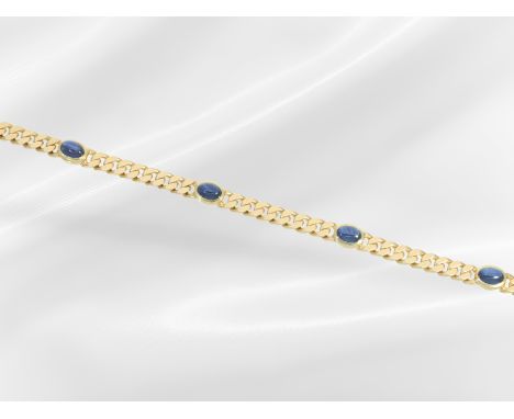 Armband: solides Saphir-Goldschmiede-Panzerarmband, ca. 3,5ct: Ca. 19cm lang, ca. 6mm breit, ca. 15,4g, 14K Gelbgold, besetzt