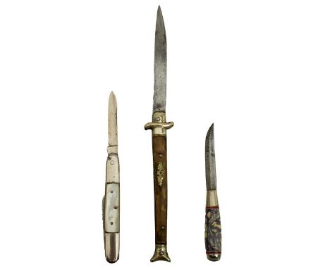 FOUR MINIATURE POCKET KNIVES, the first of Scandinavian origin, 4cm blade with marble effect grip, together with two folding 