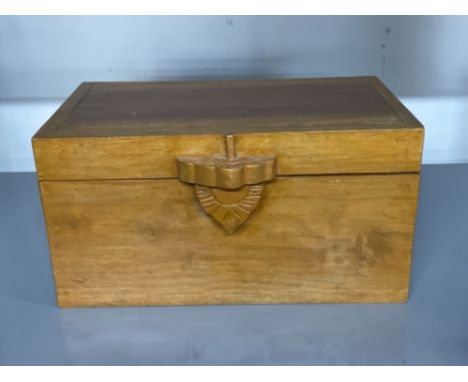 Well presented light oak chest 42cm x 24cm x 22cms