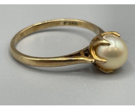 Vintage 9ct gold pearl ring size P 2.2g