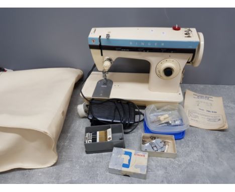 Vintage Singer zig zag sewing machine