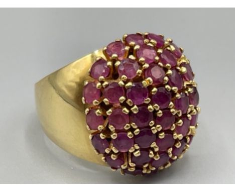 Vintage 18ct gold ruby turban style ring size S 10.6g