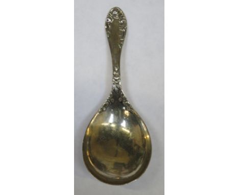 Hallmarked silver caddy spoon, with floral decoration, Birmingham assay by Levi and Salaman dated 1918 