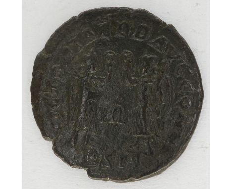 Roman AE3 Constantine Dynasty, double victory issue. P&amp;P Group 0 (£5+VAT for the first lot and £1+VAT for subsequent lots
