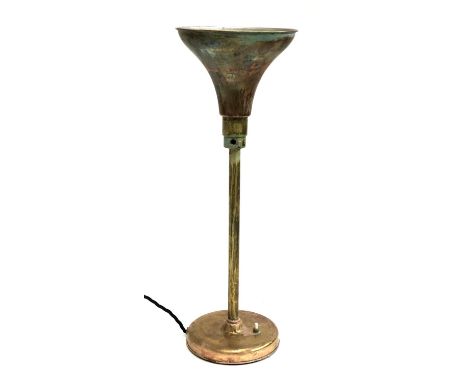 A heavy brass uplighter table lamp, 58cmH 