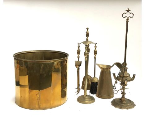 A quantity of brass items comprising fire tools, bucket/planter, 37cmD, 31.5cmH, jug, Italian brass Lucerna oil lamp 