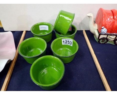 Set of six Villeroy and Boch shagreen finish ramekins. UK P&amp;P Group 2 (£20+VAT for the first lot and £4+VAT for subsequen