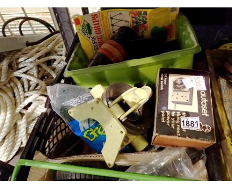 Quantity of mixed tools etc. Not available for in-house P&amp;P 