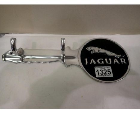 Aluminium Jaguar key hook, W: 25 cm. UK P&amp;P Group 1 (£16+VAT for the first lot and £2+VAT for subsequent lots) 
