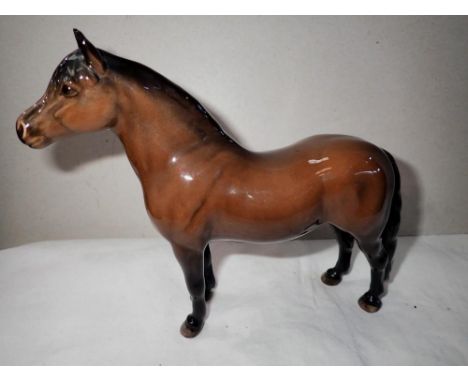 Beswick Dartmoor pony, H: 18 cm, no chips cracks or visible damage. UK P&amp;P Group 1 (£16+VAT for the first lot and £2+VAT 