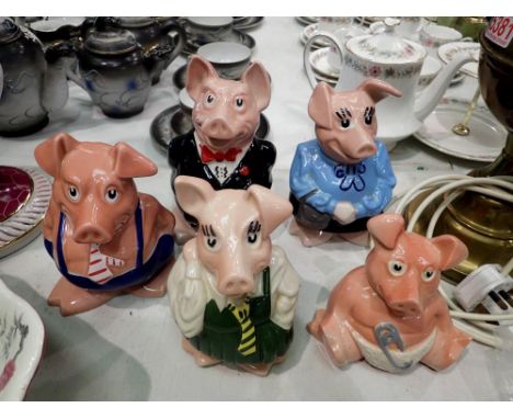 Set of five Wade NatWest pigs, all with stoppers. UK P&amp;P Group 3 (£30+VAT for the first lot and £8+VAT for subsequent lot