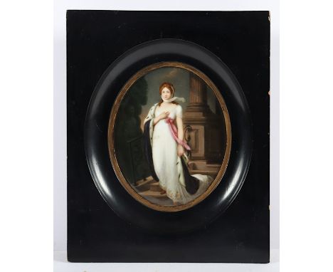   PORTRAIT KÖNIGIN LUISE VON PREUSSEN, farbig auf Glasur gemalt, nach dem Gemälde von Gustav Richter, H 13, ebonisierter Holz
