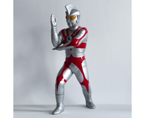 This is a large approximately 37cm tall ULTRAMAN ACE action figure made by BANPRESTO in 2002. This was not intended for resal