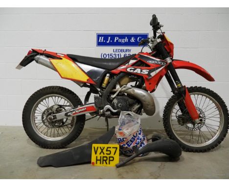 Gas Gas EC200 endurance motorcycle. 2007. 200cc.Runs and rides. Needs light recommissioning.Reg. VX57 HRP. V5 has been applie