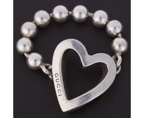 GUCCI - a sterling silver beaded chain heart ring, setting height 15.9mm, size O, 4.4g, boxed . Condition Report:No damage or