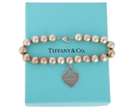 TIFFANY & CO - a sterling silver 'Please Return To Tiffany & Co' heart toggle bead bracelet, 18cm, 14.2g, boxed . Condition R