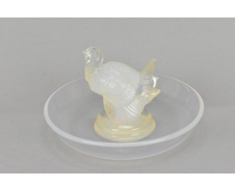 A Lalique opalescent turkey pin dish, signed to underside 'R. Lalique France', 10.5 cm diameter 