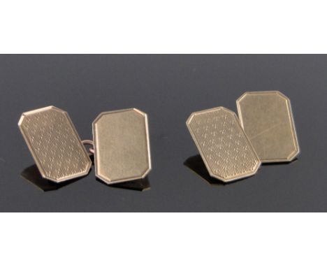 Pair of 9ct gold cufflinks,4.2g, panel height 15mm.