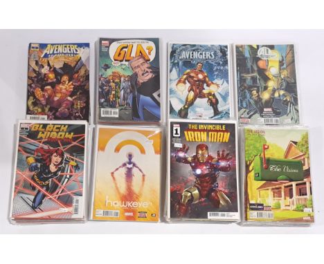 Quantity of Marvel The Avengers &amp; related Comics. Includes Age of Ultron, Black Widow, Hawkeye, Iron Man &amp; Avengers N