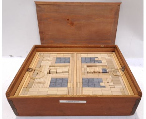 Anchor/Anker or Similar, a boxed "Classic" vintage Construction Brick Sets. Although unchecked for completeness condition app