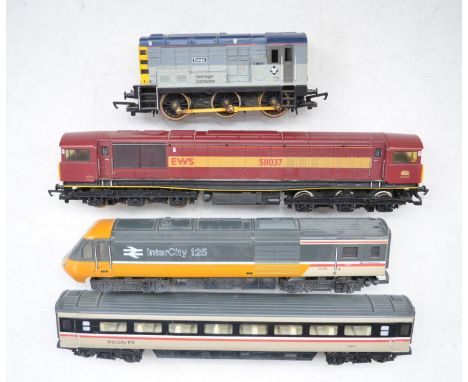 Three OO gauge Hornby electric train models to include boxed R2034 EW &amp; S Co-Co Class 58 (model excellent condition, box 