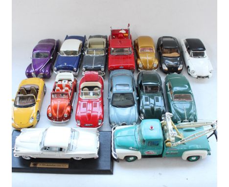 15x unboxed 1/18 scale diecast model vehicles incl. Maisto, Burago, Hot wheels etc. 