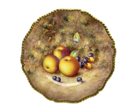 Mid 20th century Royal Worcester cabinet plate decorated by John Freeman, of circular form with gilt shaped rim, hand painted