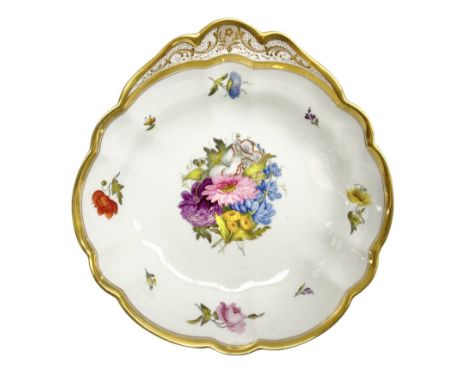 Early 19th century Barr, Flight and Barr dessert dish painted by William Billingsley, circa 1807-1813, of shell shaped form p