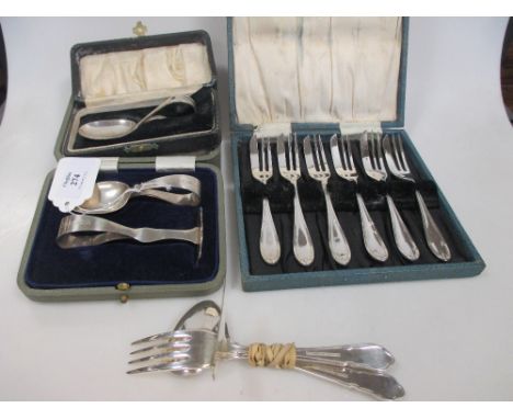 A cased silver caddy spoon and pusher, a cased silver caddy spoon and some EPNS flatware  