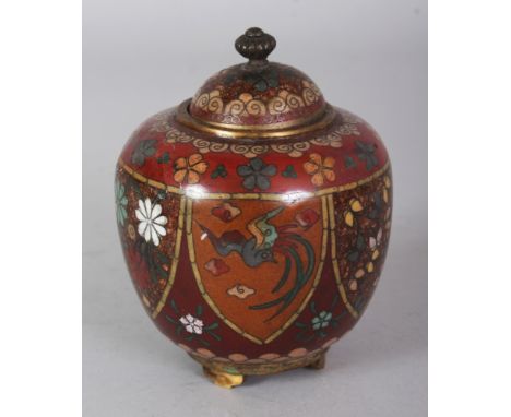 A SMALL JAPANESE MEIJI PERIOD CLOISONNE TRIPOD JAR & COVER, 3.9in high overall.