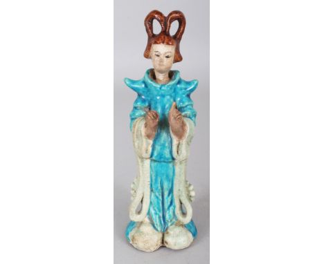 A CHINESE MING STYLE FAHUA GLAZED CERAMIC FIGURE OF A STANDING LADY, 7.7in high.