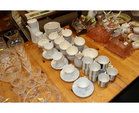 A quantity of Midwinter tableware; Royal Doulton "Frost Pine" teaware; Rosenthal coffee set etc.