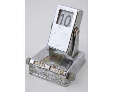 Vintage metal perpetual calendar, desk top, with rotating months and days, date changes when rotated, 7cm tall.  Could do wit