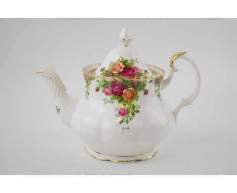 Royal Albert Old Country Roses teapot.  In good condition with no obvious damage or restoration. First quality.