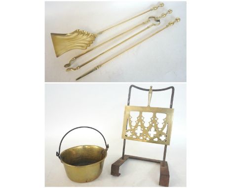 SET OF BRASS FIRE TOOLS
comprising a shaped shovel, poker and set of tongs, all with shaped finials; and brass sliding trivet