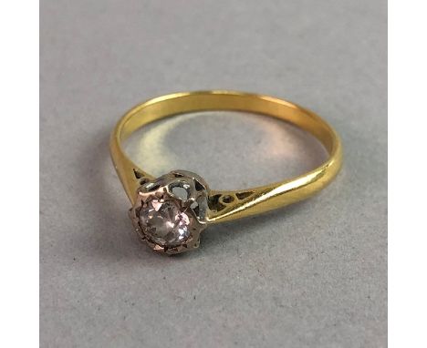 DIAMOND SOLITAIRE RING, with a single collet set round old cut diamond, in eighteen carat gold, size R, 2.5g