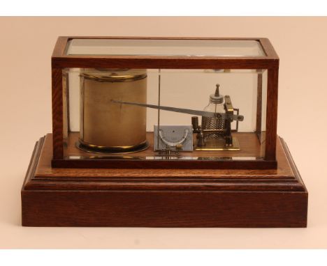 A late Victorian/Edwardian oak barograph, marked Pat. No. 22556, bevelled glazed case, plinth base, 38.5cm wide, c.1900
