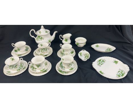 Royal Albert Trillium pattern 6 piece tea service to include tea pot, cups, saucers, sandwich plate etc