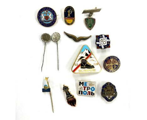 Small collection of vintage badges olympics etc 