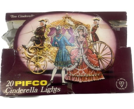 Vintage 20 Pifco Cinderella lights - in working order 